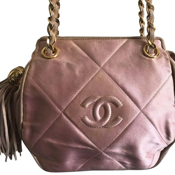CHANEL Handbags - CHANEL Vintage Pink Silk Chain Strap Shoulder Bag